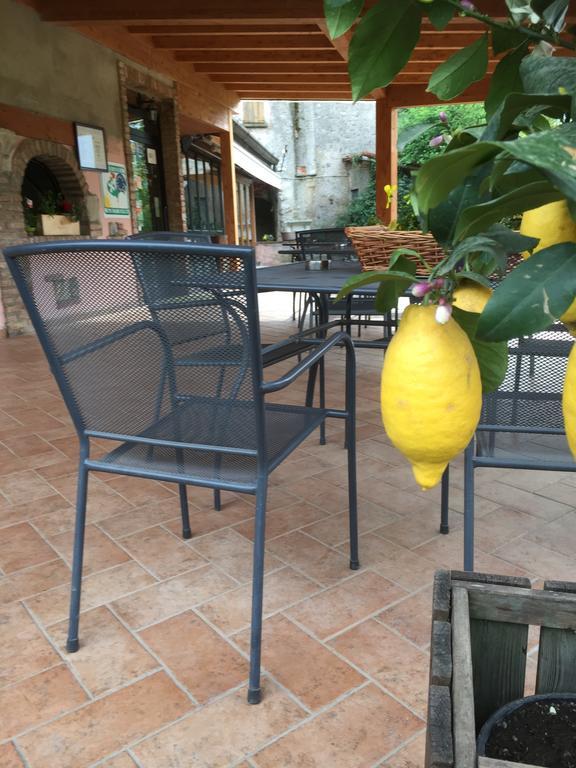 Albergo Trattoria Dazze Marcheno Exterior foto